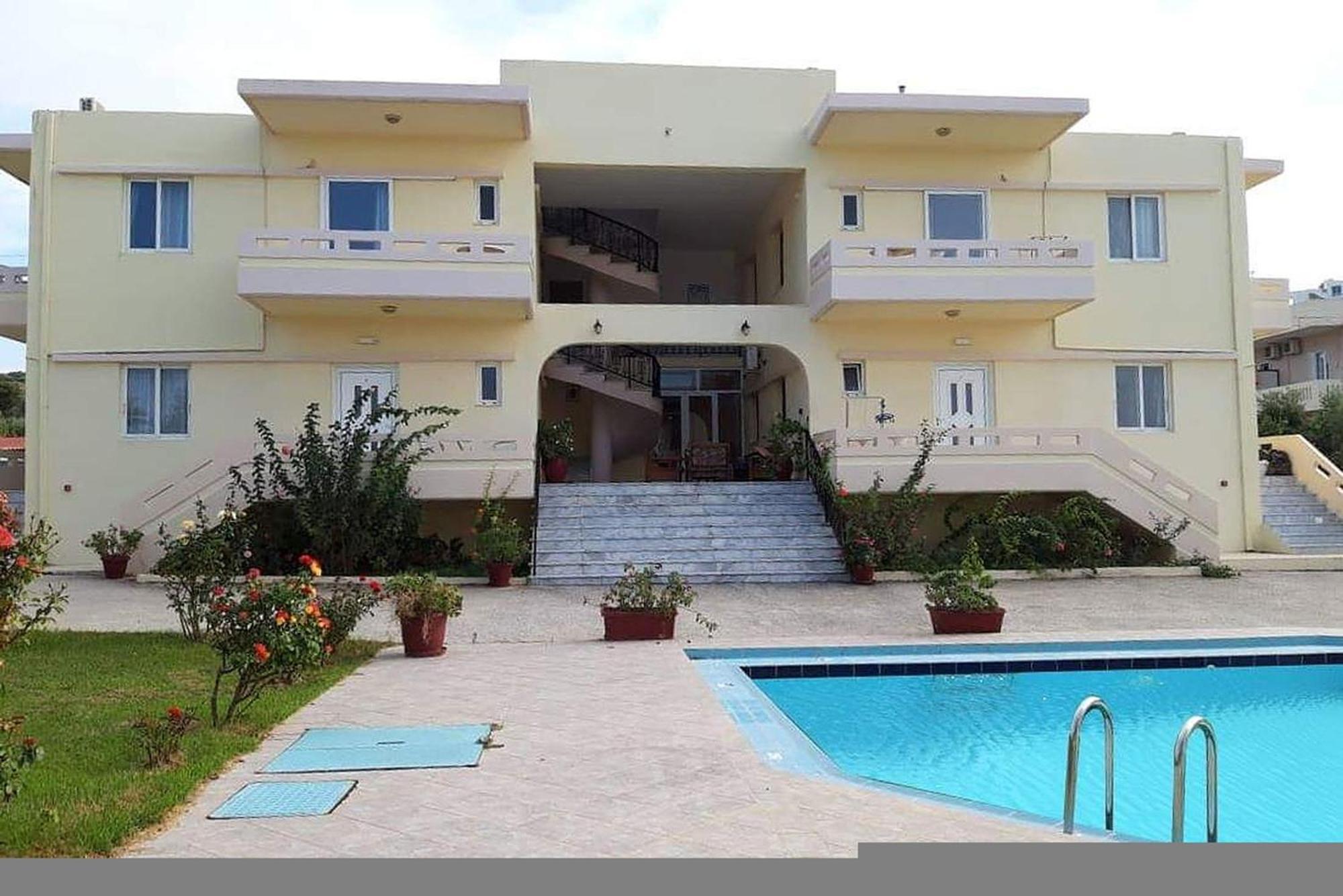 Litinas Apartments With Pool Agia Marina Eksteriør billede